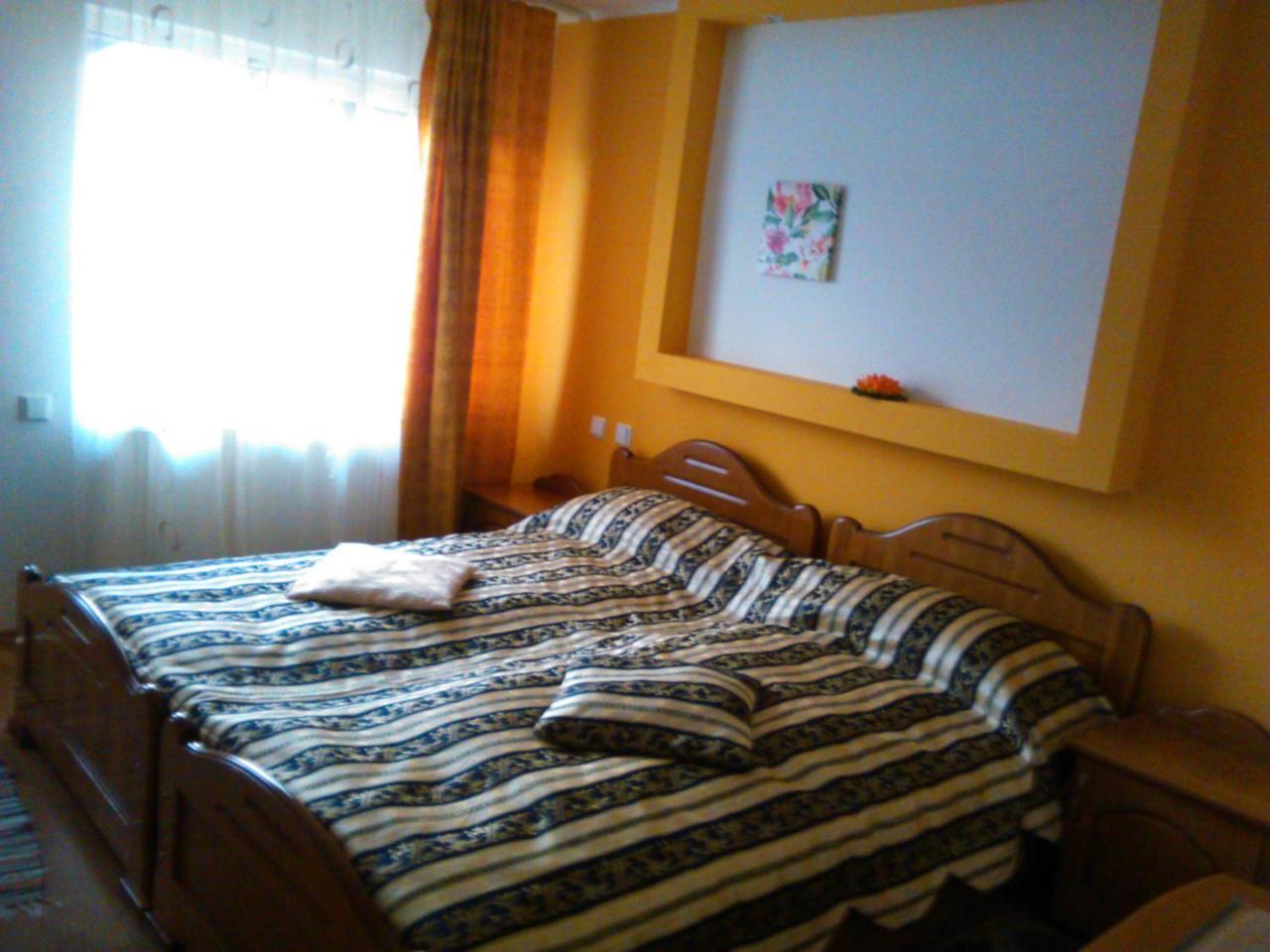 Pensiunea Lucia Ana Cluj-Napoca Esterno foto